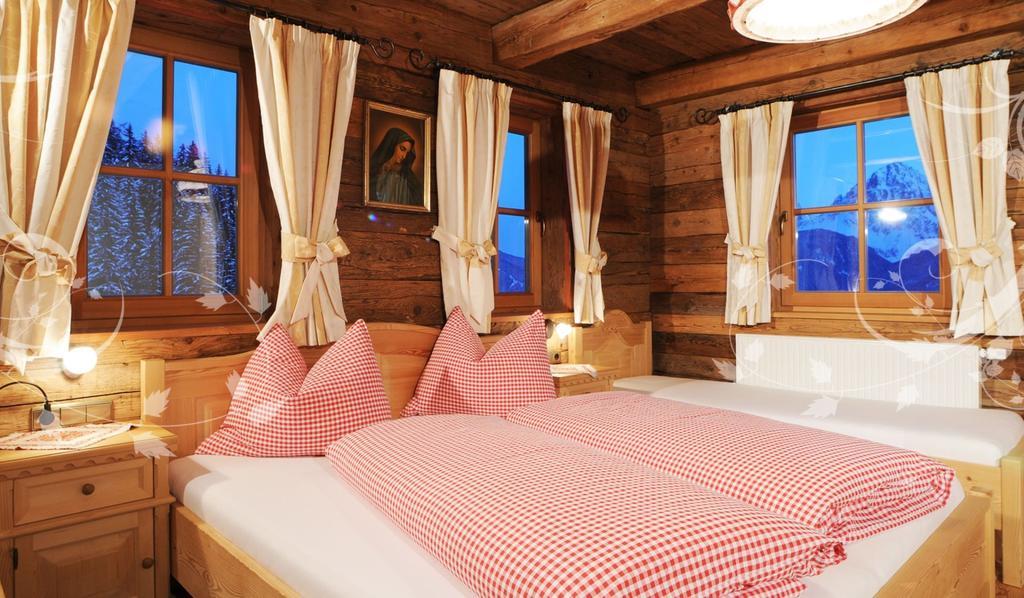 Glinzhof Mountain Natur Resort Agriturismo Сан-Кандідо Номер фото